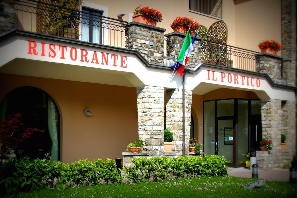 Hotel Santo Stefano Пиеве Санто Стефано Екстериор снимка