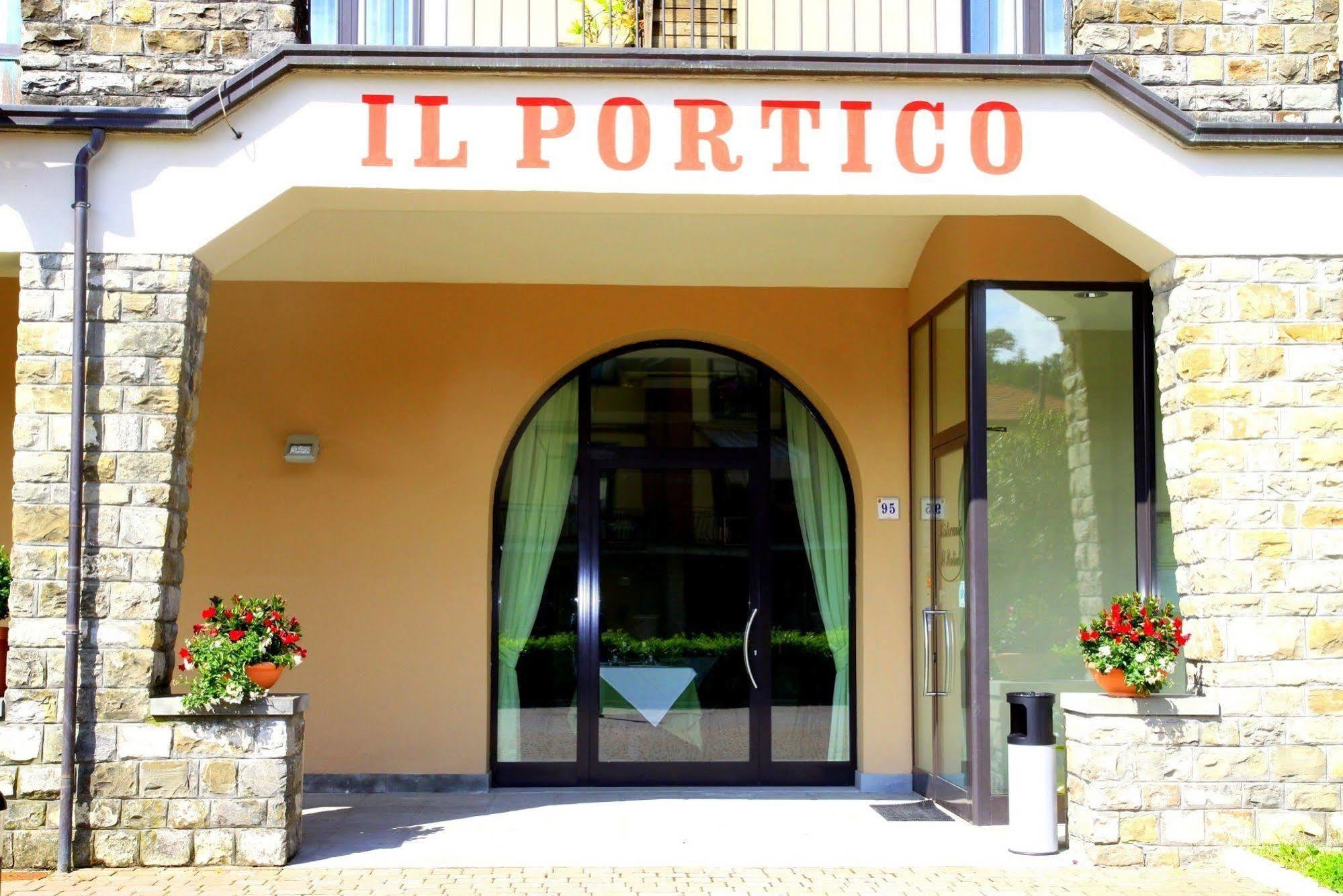 Hotel Santo Stefano Пиеве Санто Стефано Екстериор снимка