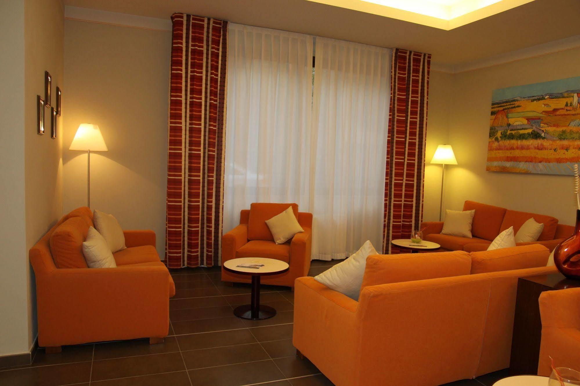 Hotel Santo Stefano Пиеве Санто Стефано Екстериор снимка